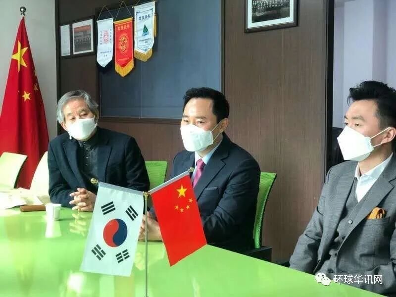 海外华侨华人响应祖国号召积极参与驻在国战“疫”